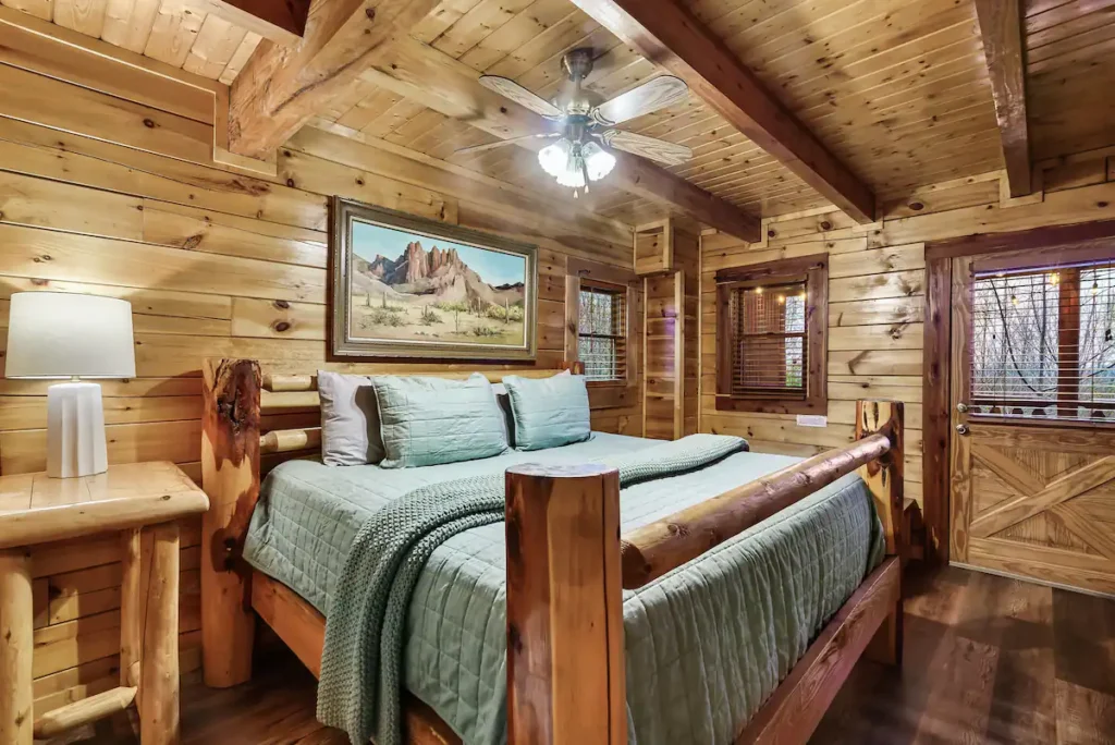 Rove Stays Georgeous Mountain Cabin - Tennessee Rental 13