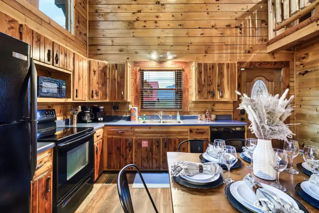 Rove Stays Georgeous Mountain Cabin - Tennessee Rental 18